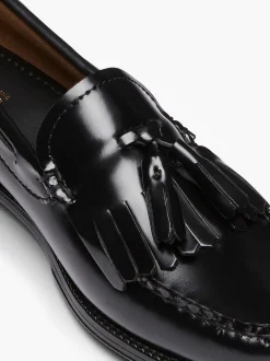 Easy Weejuns Esther Kiltie Tassel Loafers|G.H.BASS Outlet