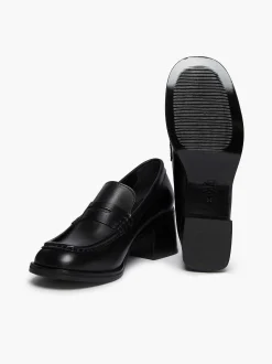 Weejuns Penny Heels|G.H.BASS Outlet